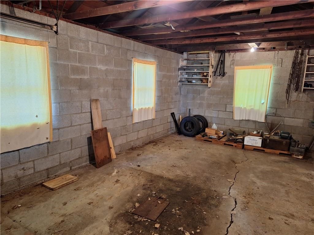 210 N Glenwood Avenue — photo 21