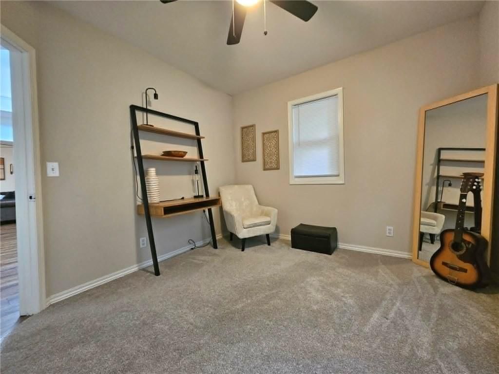 608 W 8th Street — photo 16