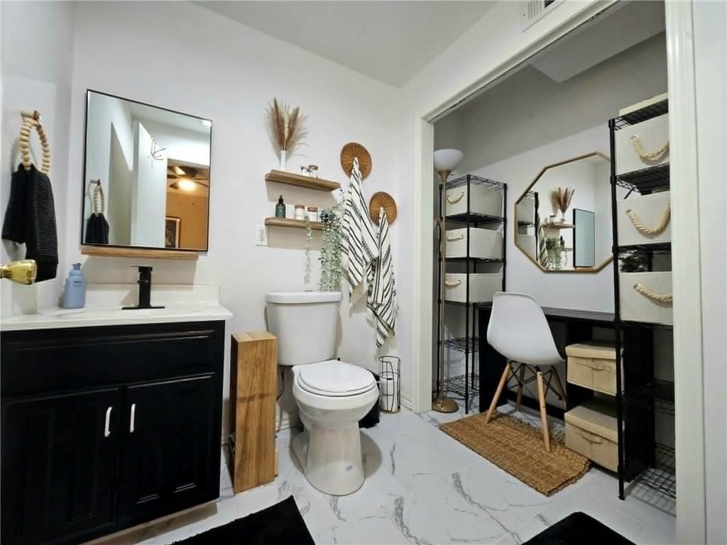 608 W 8th Street — photo 18