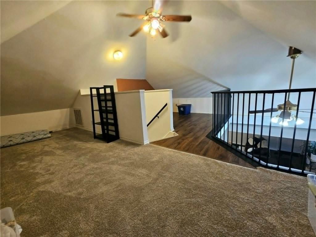 608 W 8th Street — photo 19