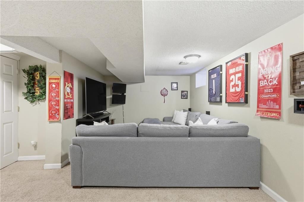 5413 SYCAMORE Drive — photo 26