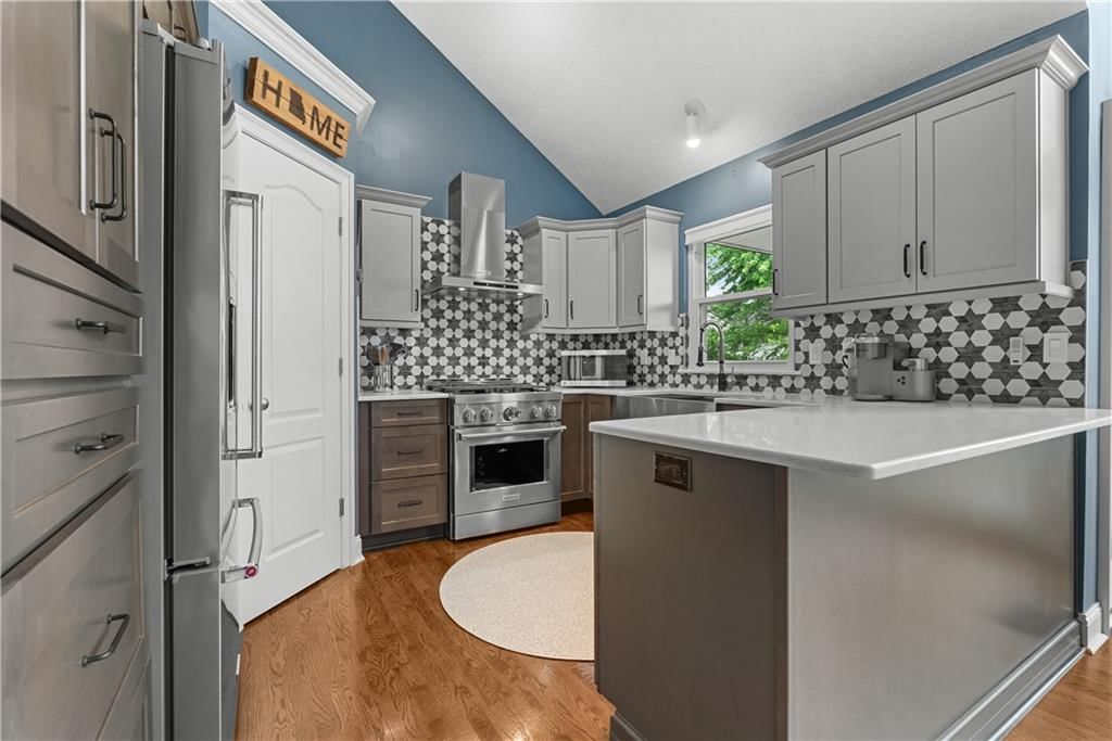 1834 White Tail Lane — photo 8