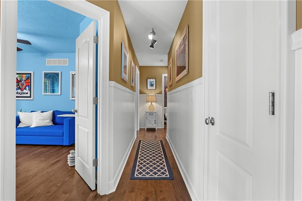 1834 White Tail Lane — photo 28