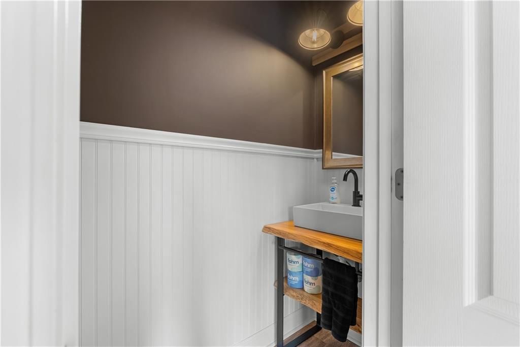 1834 White Tail Lane — photo 35