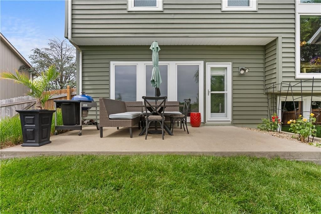 1834 White Tail Lane — photo 43