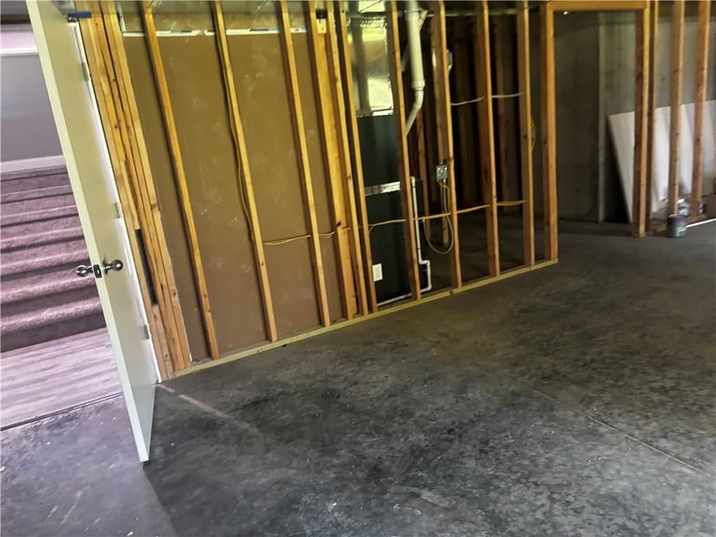 Photo 14 of 56 - 3408 BROWN Road, St Joseph, MO 64506