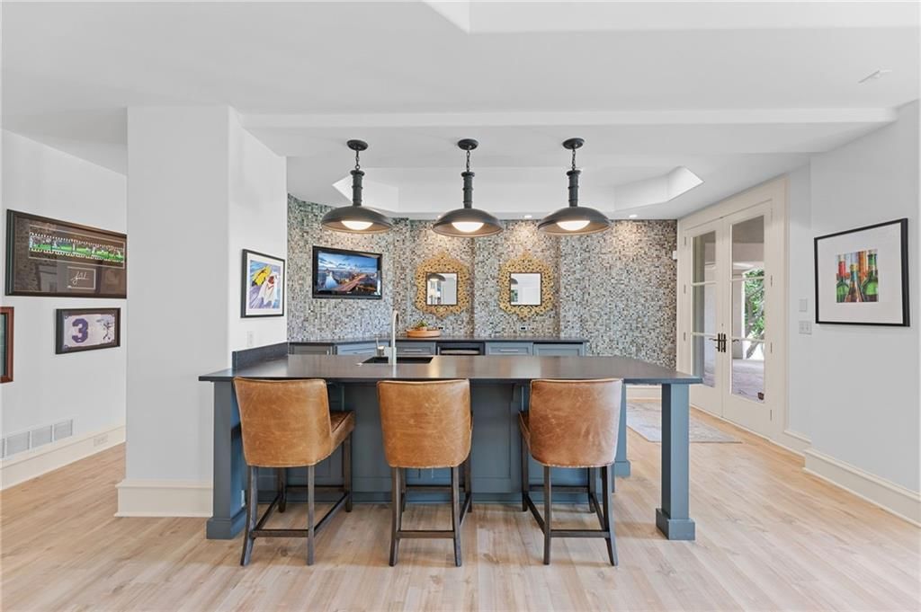 2705 W 112th Street — photo 32
