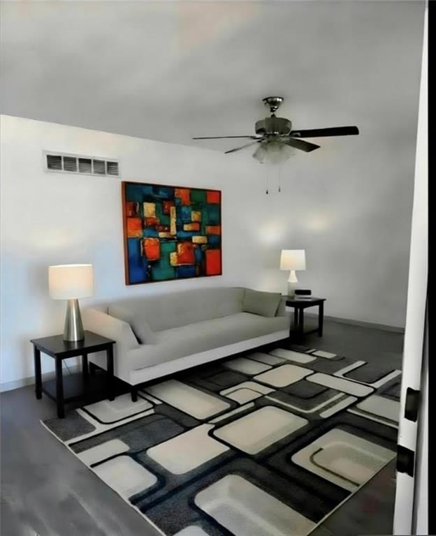 305 Park Street — photo 3
