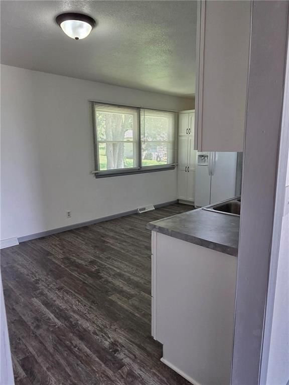 305 Park Street — photo 4