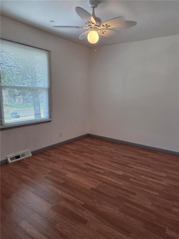 305 Park Street — photo 8