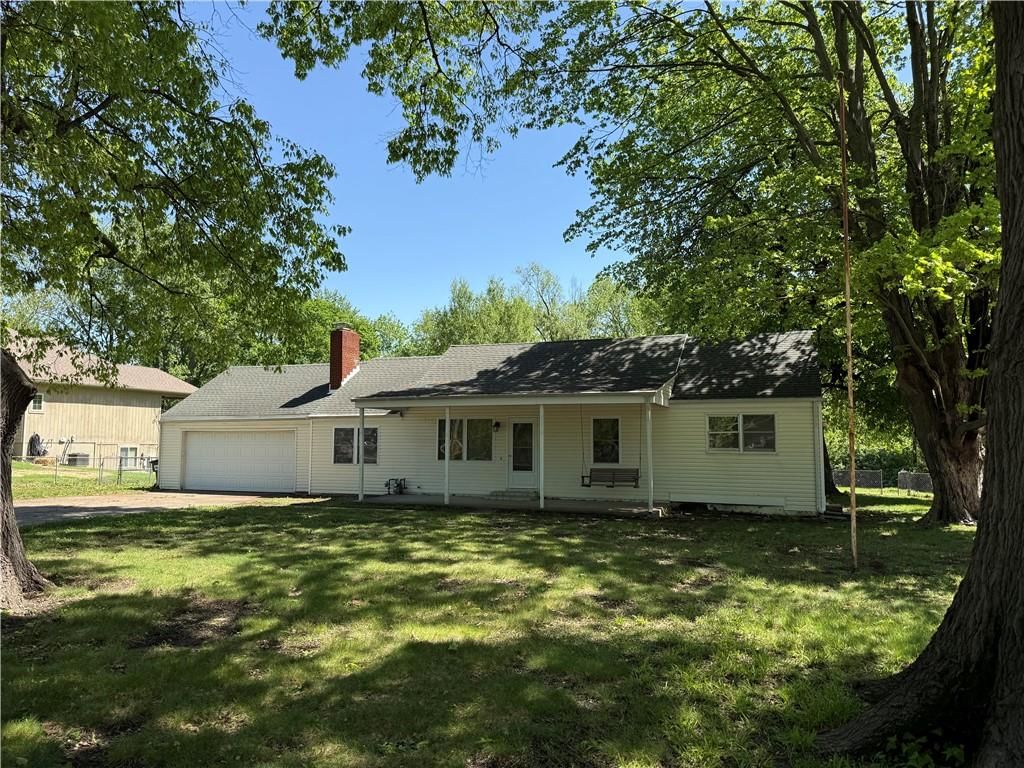 13227 Bennington Avenue — photo 3