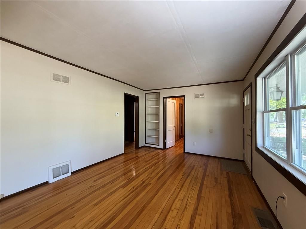 13227 Bennington Avenue — photo 13