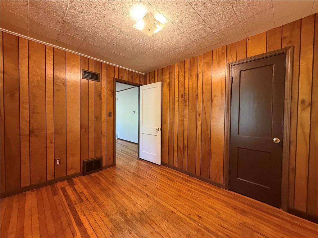 13227 Bennington Avenue — photo 16