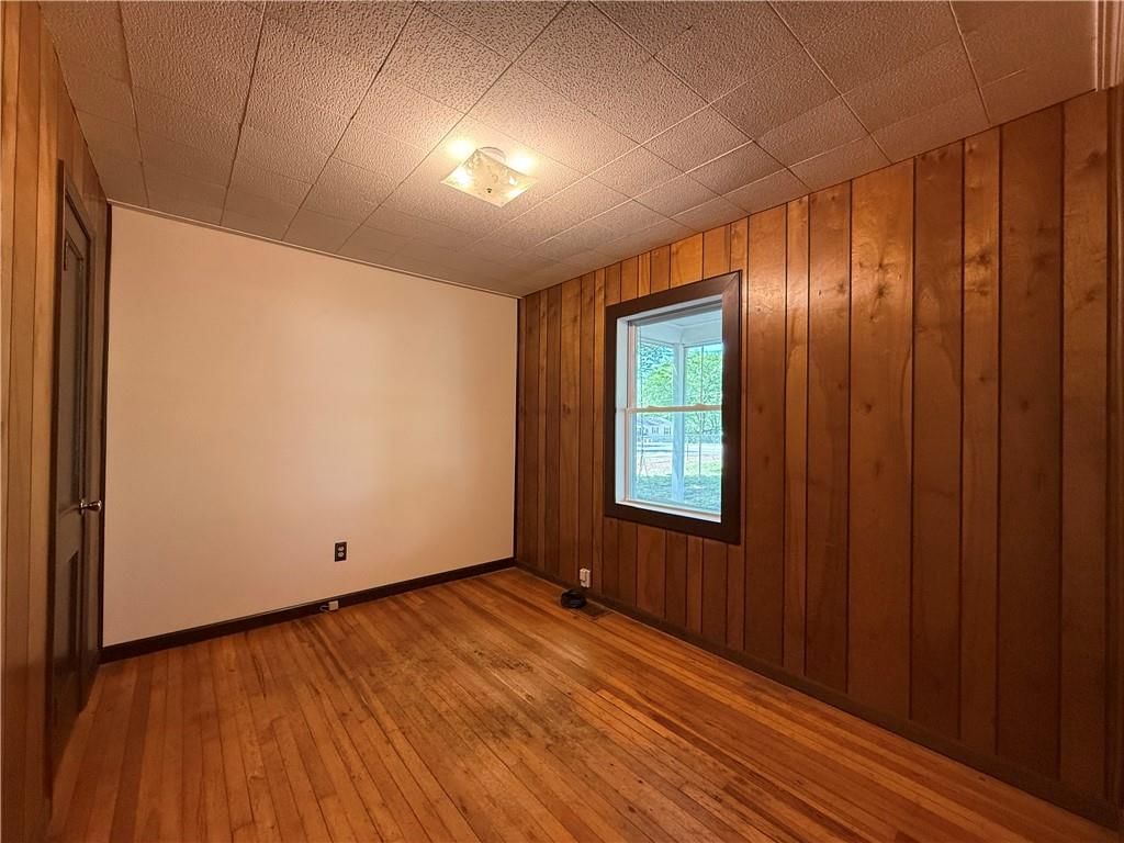 13227 Bennington Avenue — photo 17
