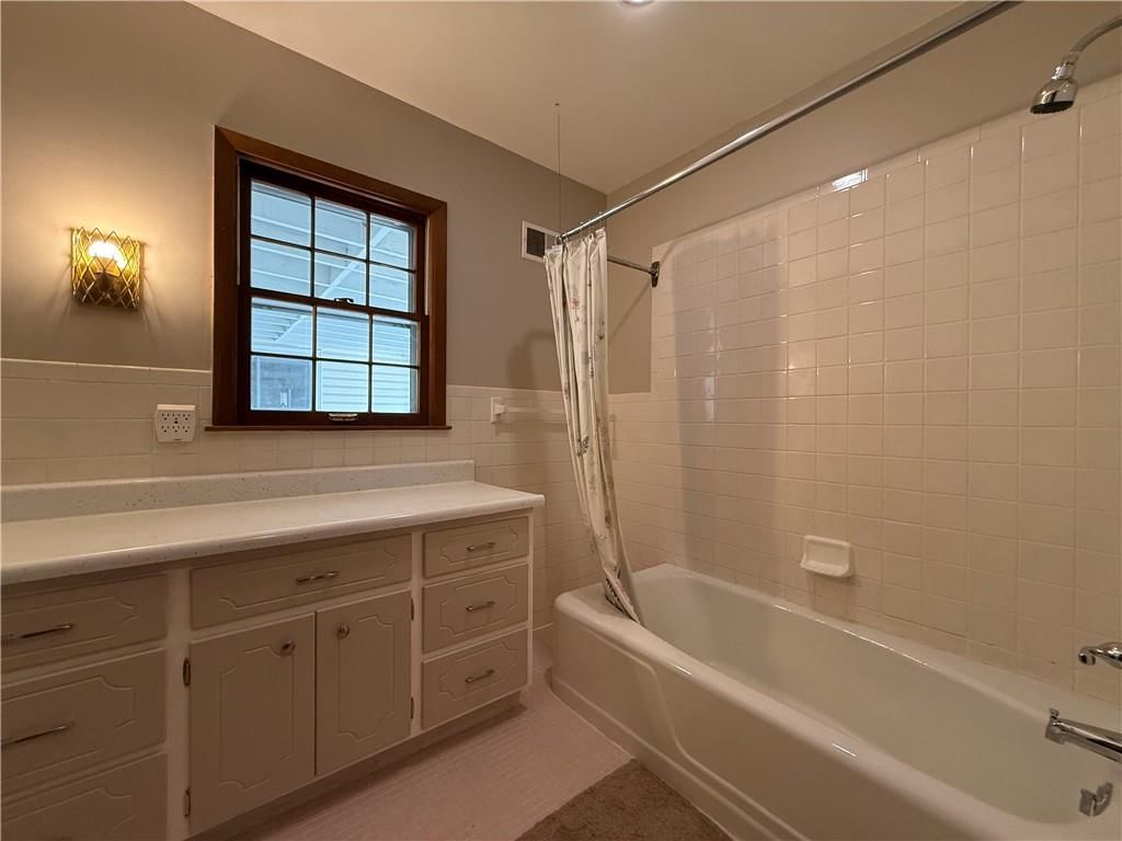 13227 Bennington Avenue — photo 21