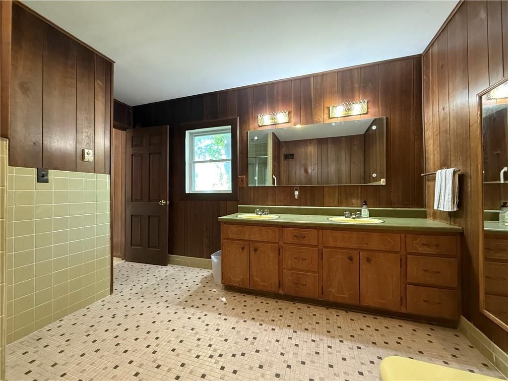 13227 Bennington Avenue — photo 30