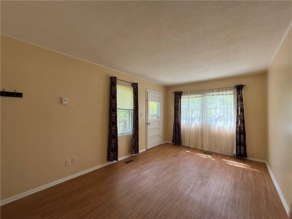 13227 Bennington Avenue — photo 47