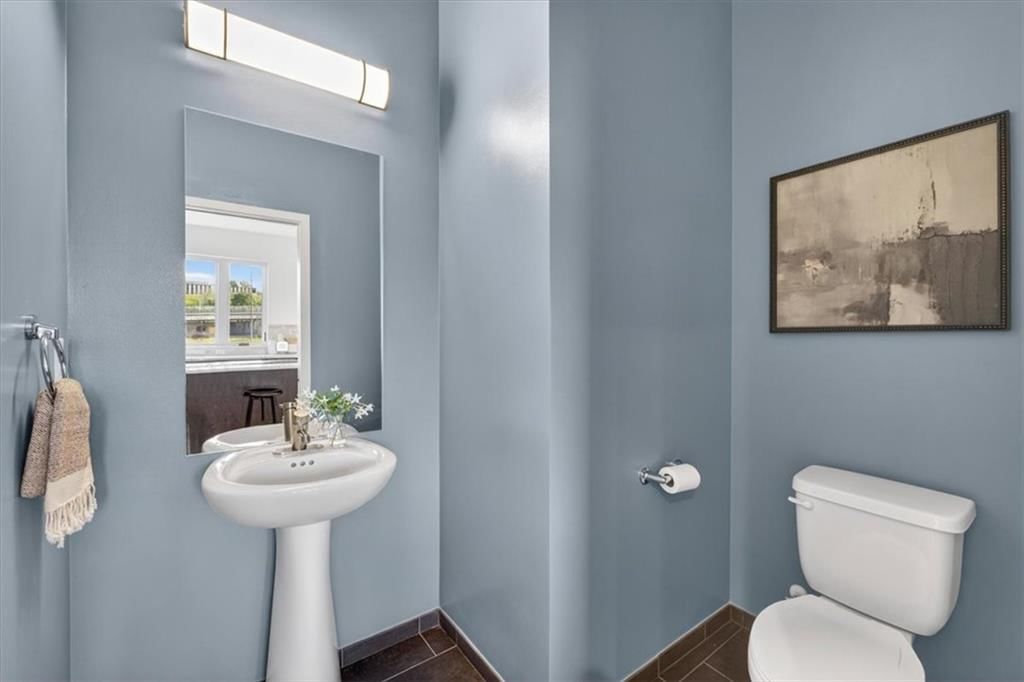 1031 Pacific Street — photo 11