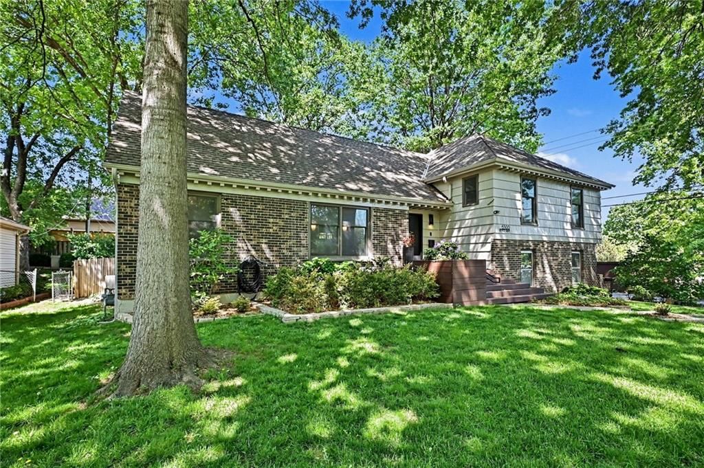6300 Beverly Drive — photo 4