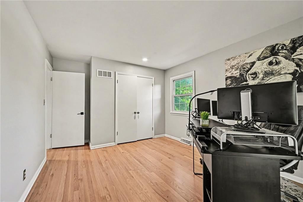 6300 Beverly Drive — photo 21