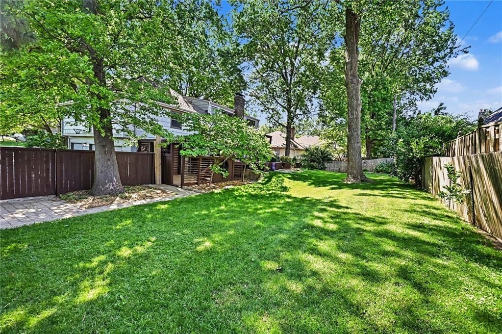 6300 Beverly Drive — photo 36