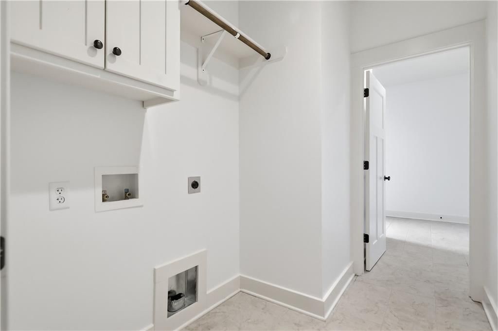 21903 W 57TH Terrace — photo 28