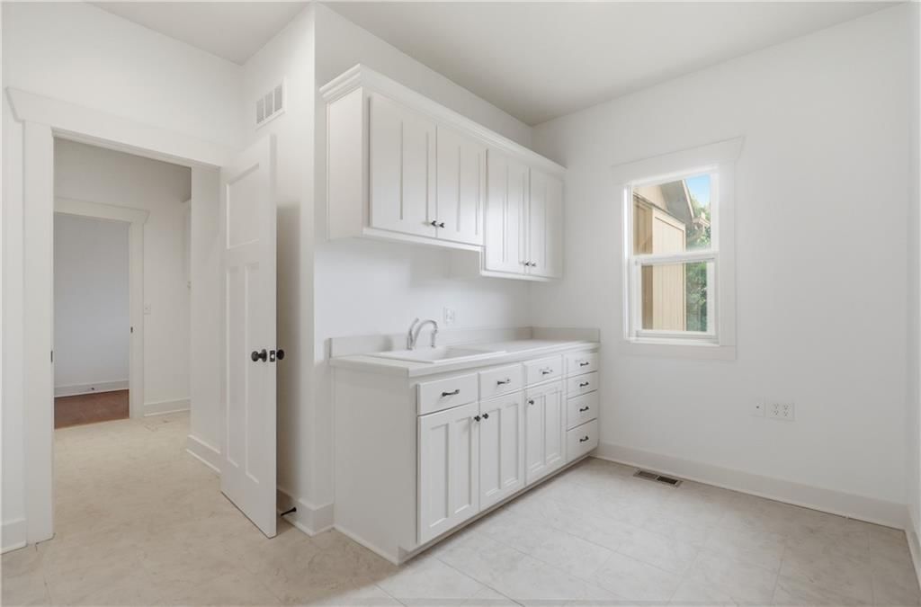 21903 W 57TH Terrace — photo 29