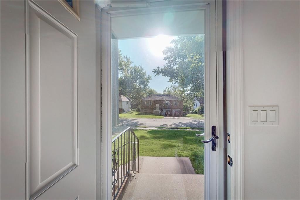 8432 Evanston Avenue — photo 10