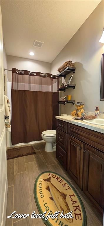 18340 Selwyn Drive — photo 36