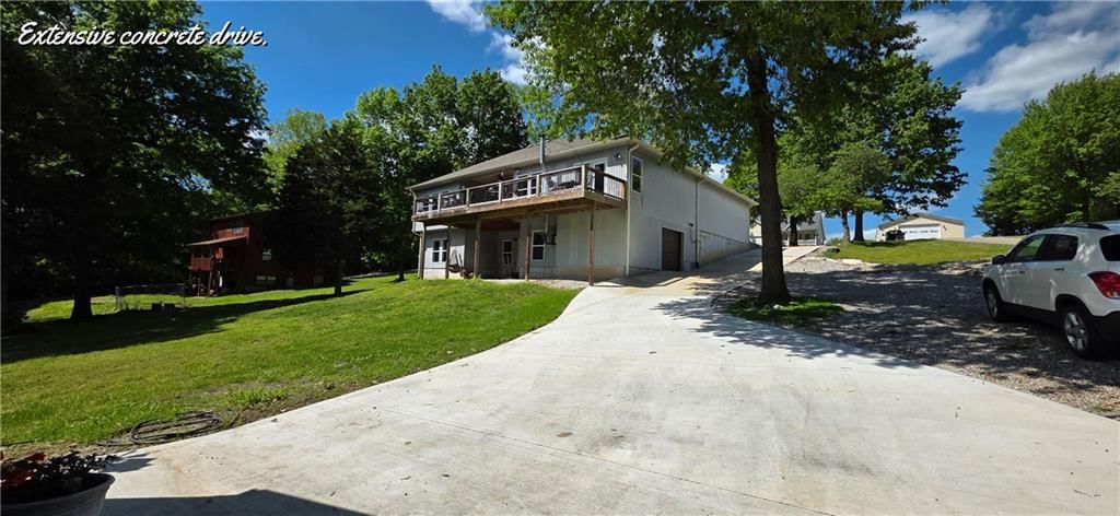 18340 Selwyn Drive — photo 57