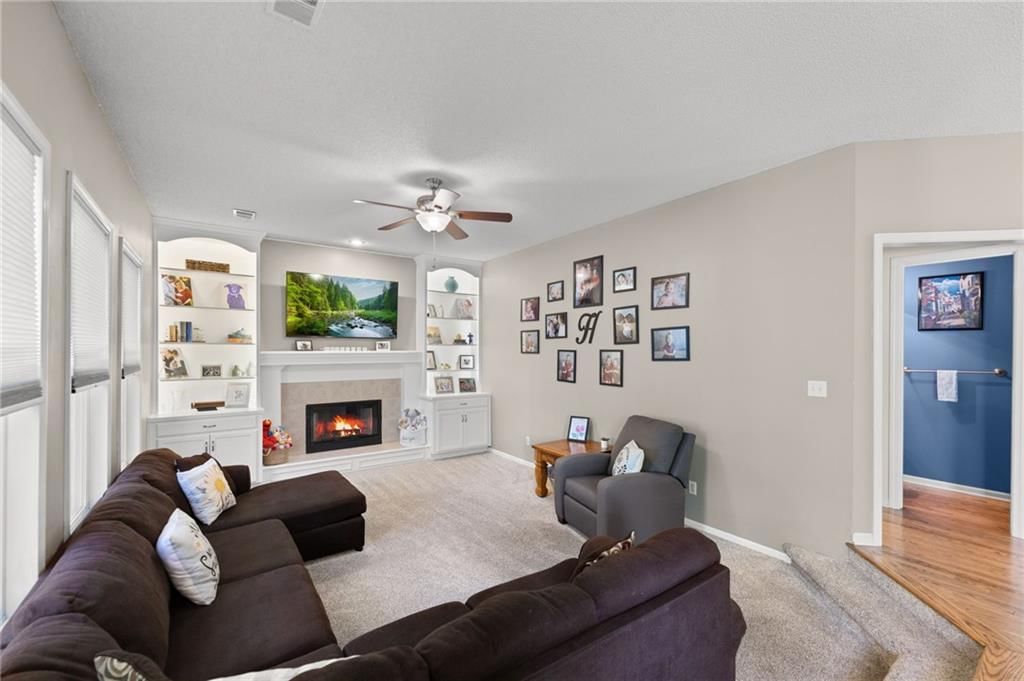 18844 W 160th Terrace — photo 11