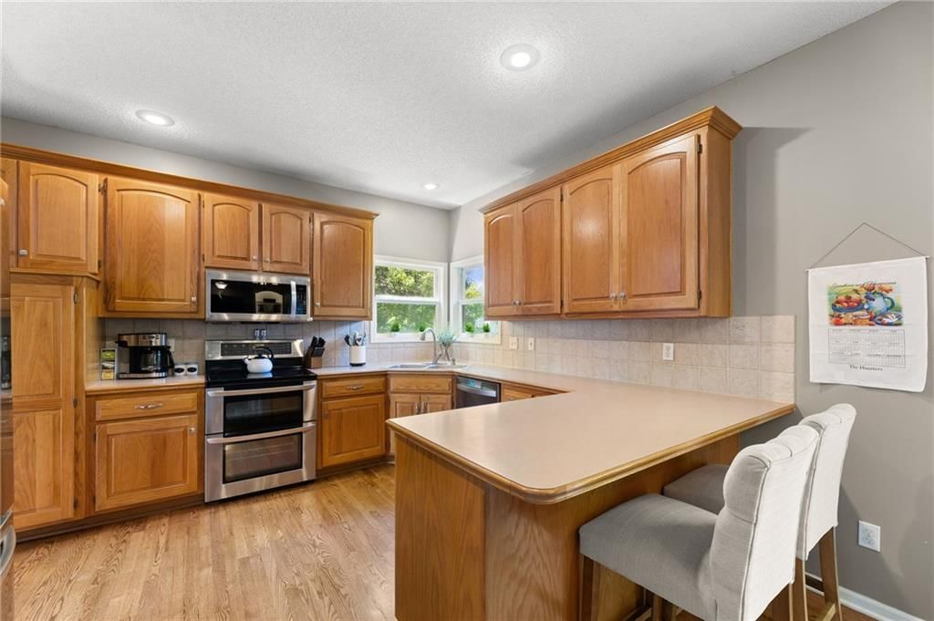 18844 W 160th Terrace — photo 16