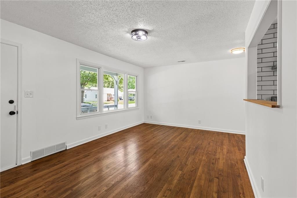 3605 NE 52nd Terrace — photo 15