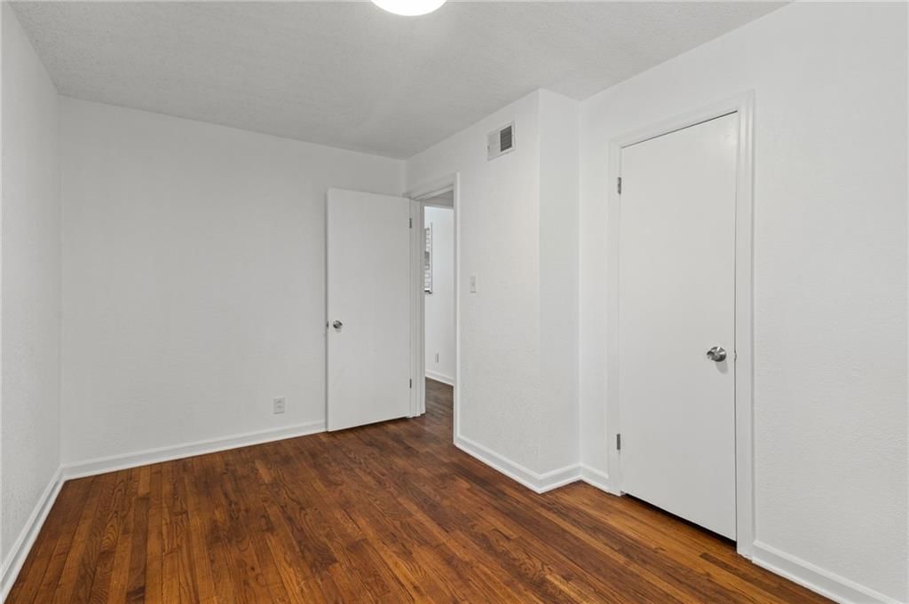 3605 NE 52nd Terrace — photo 17