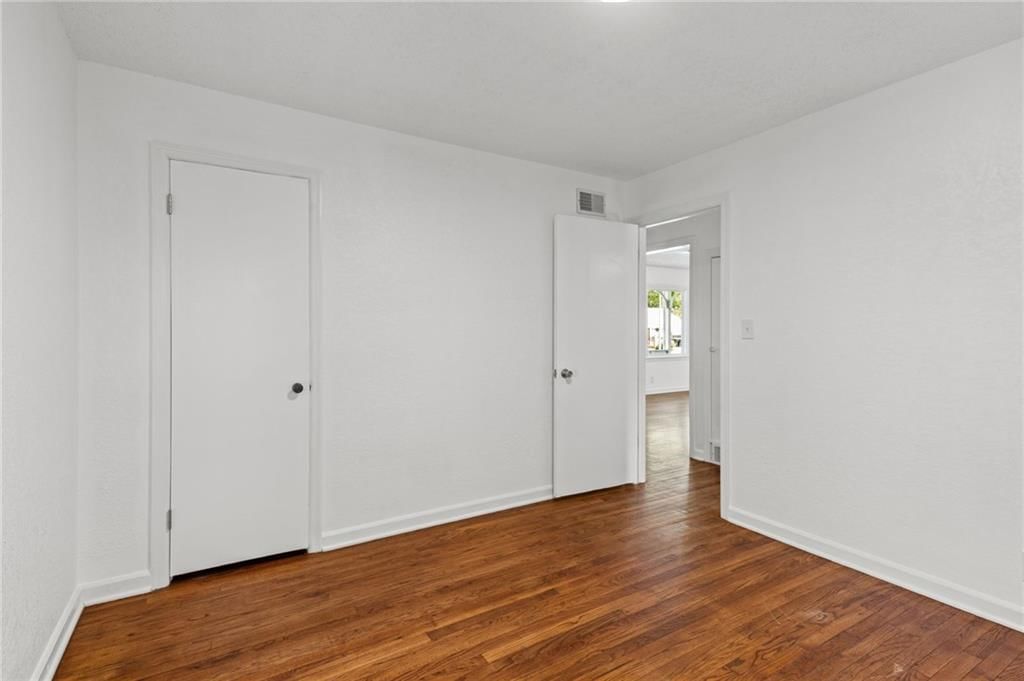 3605 NE 52nd Terrace — photo 19