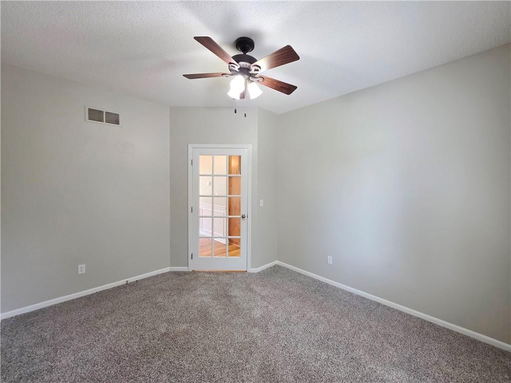 4415 Silverheel Street — photo 17
