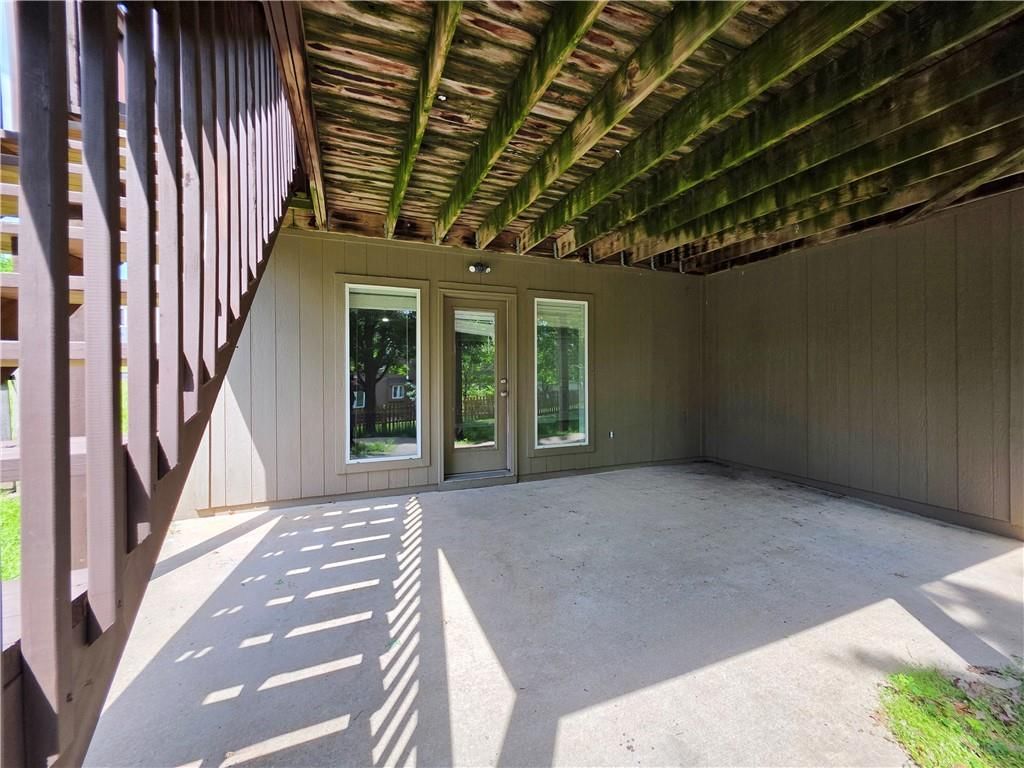 4415 Silverheel Street — photo 27