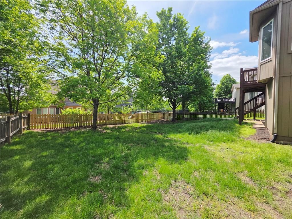 4415 Silverheel Street — photo 29