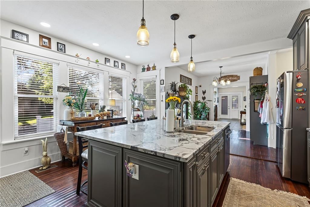 509 E Peoria Street — photo 15