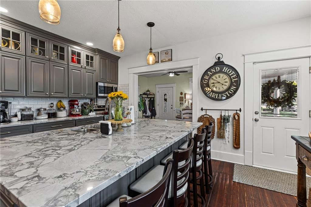 509 E Peoria Street — photo 17