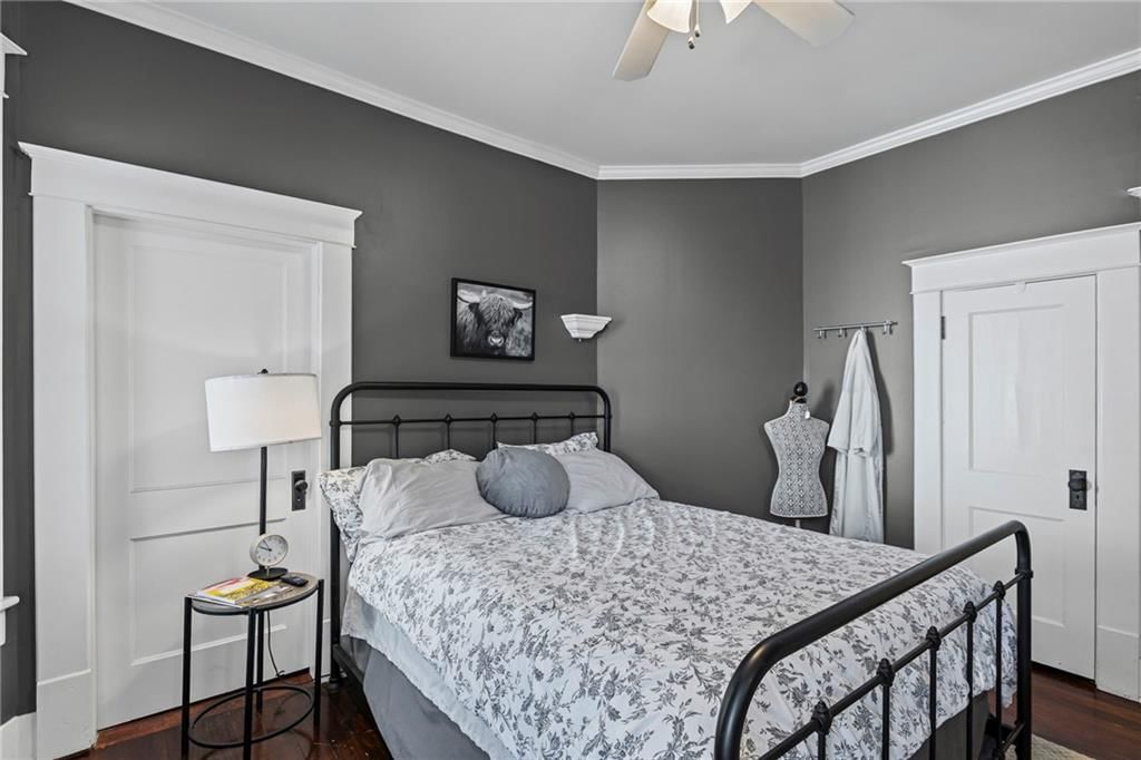 509 E Peoria Street — photo 33