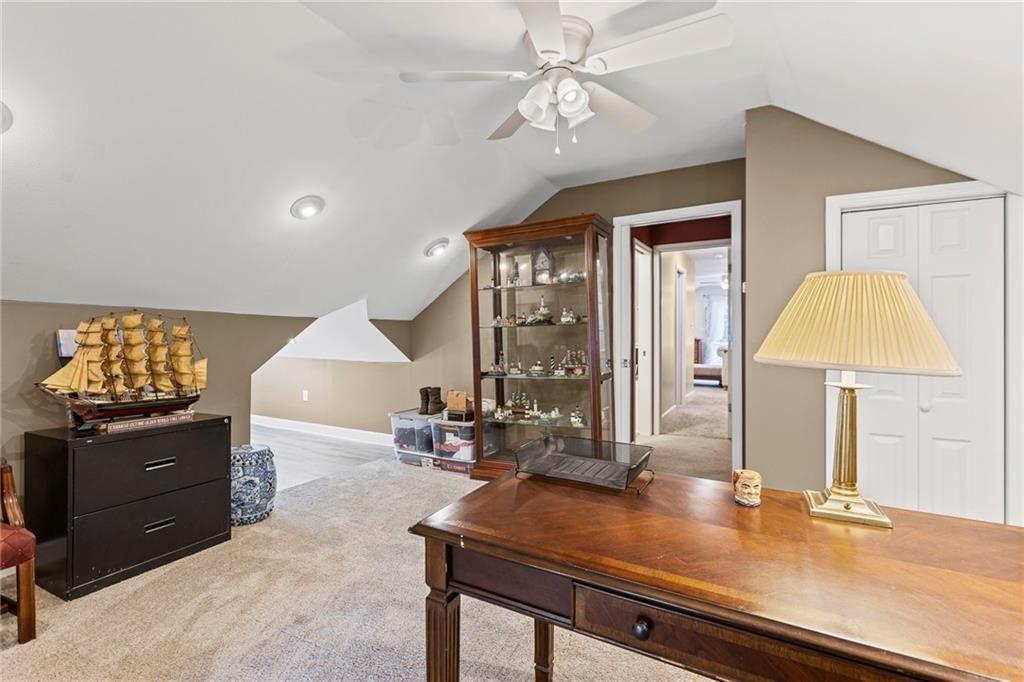 509 E Peoria Street — photo 40