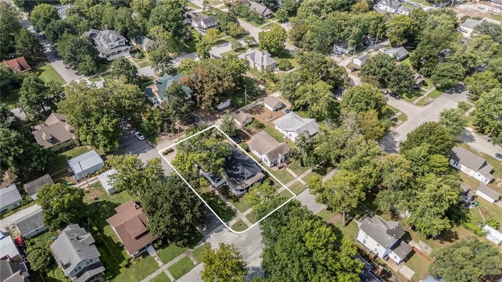 509 E Peoria Street — photo 68