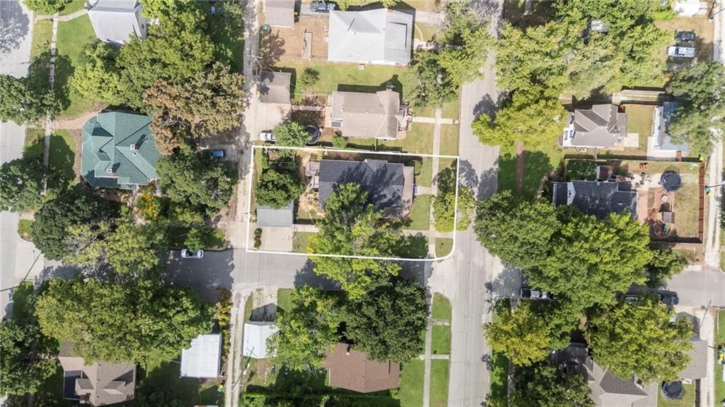 509 E Peoria Street — photo 77