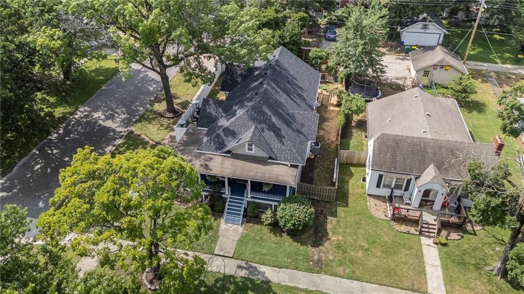 509 E Peoria Street — photo 84