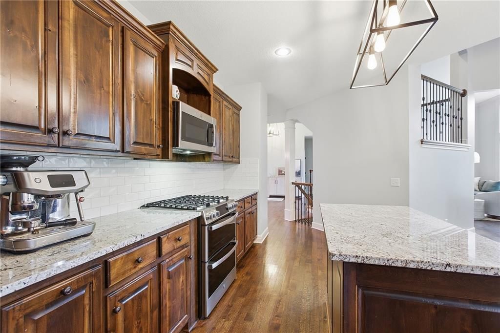 1637 NE Woodland Shores Drive — photo 31