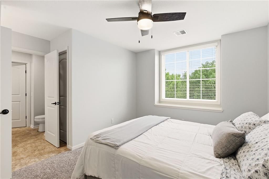 1637 NE Woodland Shores Drive — photo 49