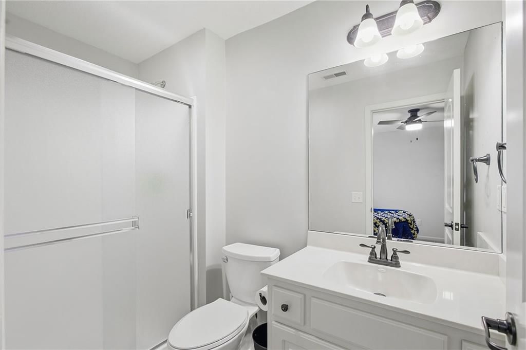 1637 NE Woodland Shores Drive — photo 56