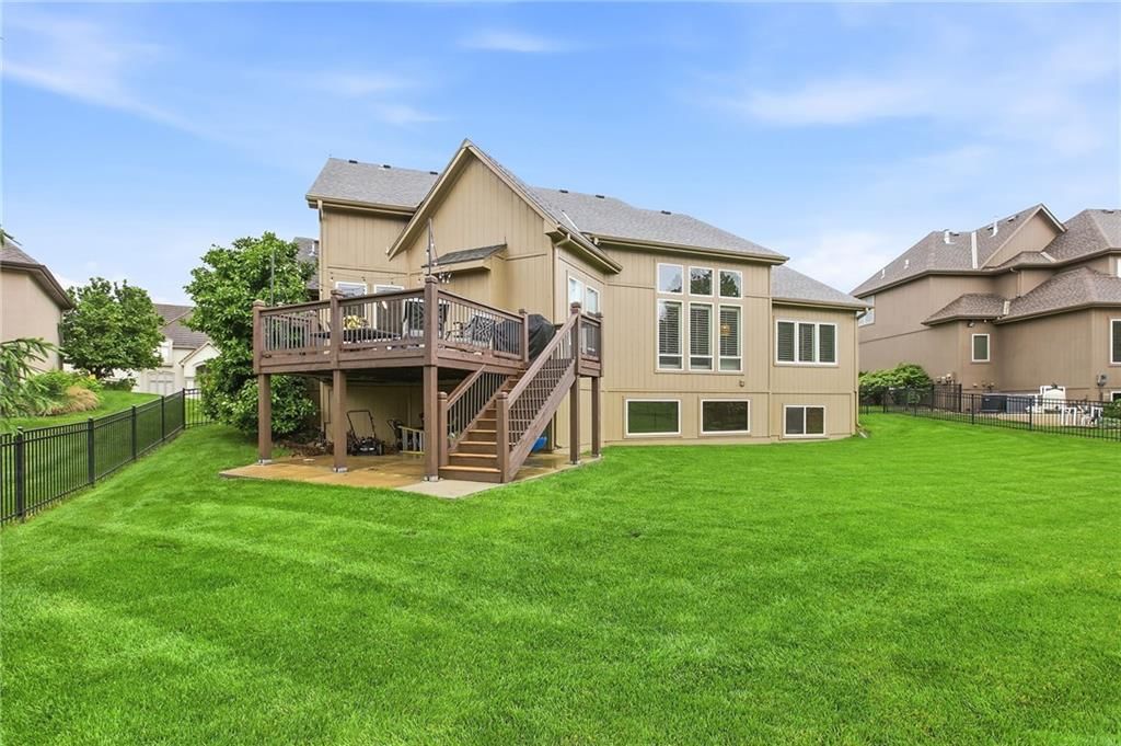 1637 NE Woodland Shores Drive — photo 81