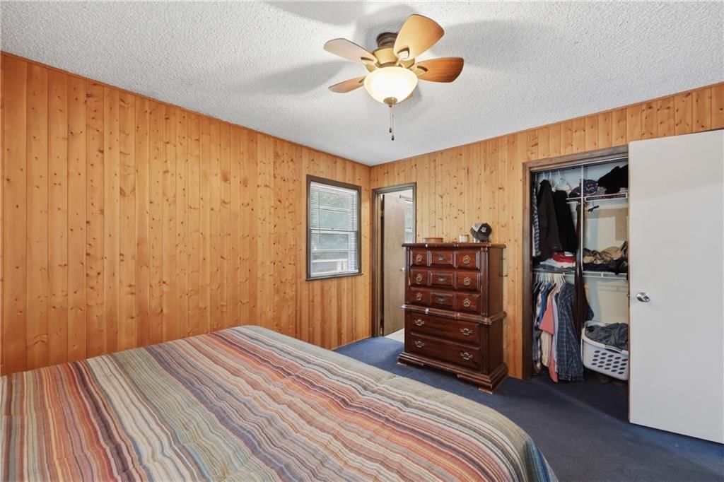 122 E Walnut Street — photo 10